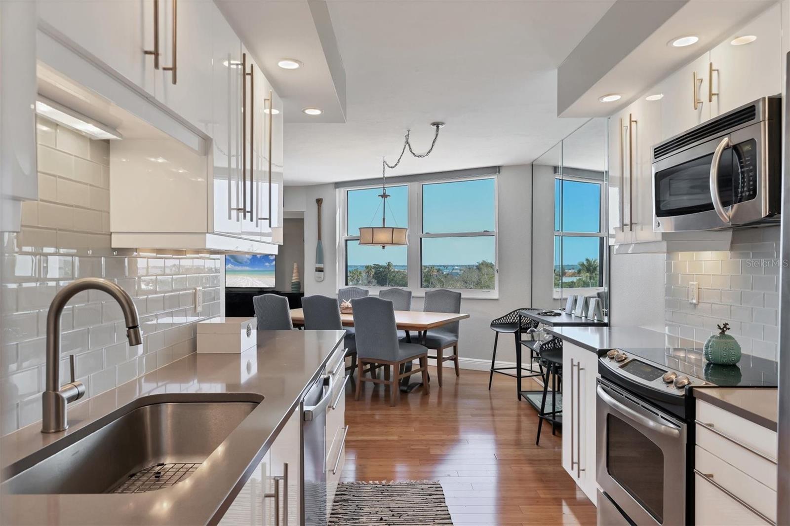 1000 LONGBOAT CLUB RD #604, LONGBOAT KEY, FL, 34228