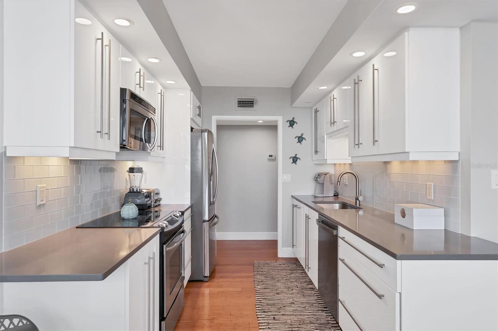 1000 LONGBOAT CLUB RD #604, LONGBOAT KEY, FL, 34228