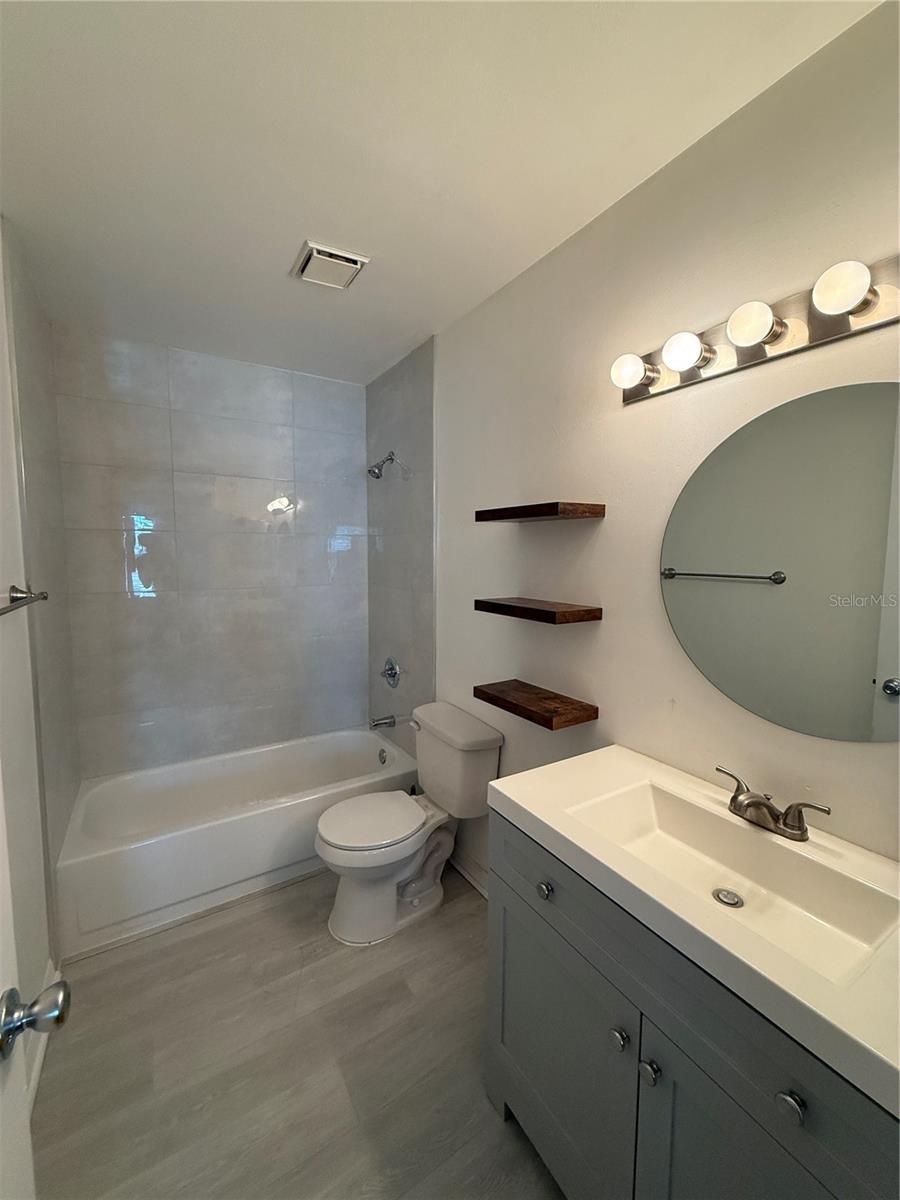 4045 CROCKERS LAKE BLVD #21, SARASOTA, FL, 34238