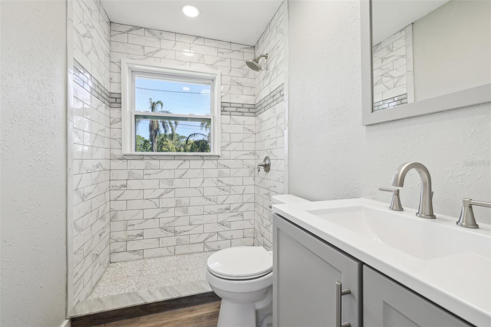 5912 48TH AVE N, KENNETH CITY, FL, 33709