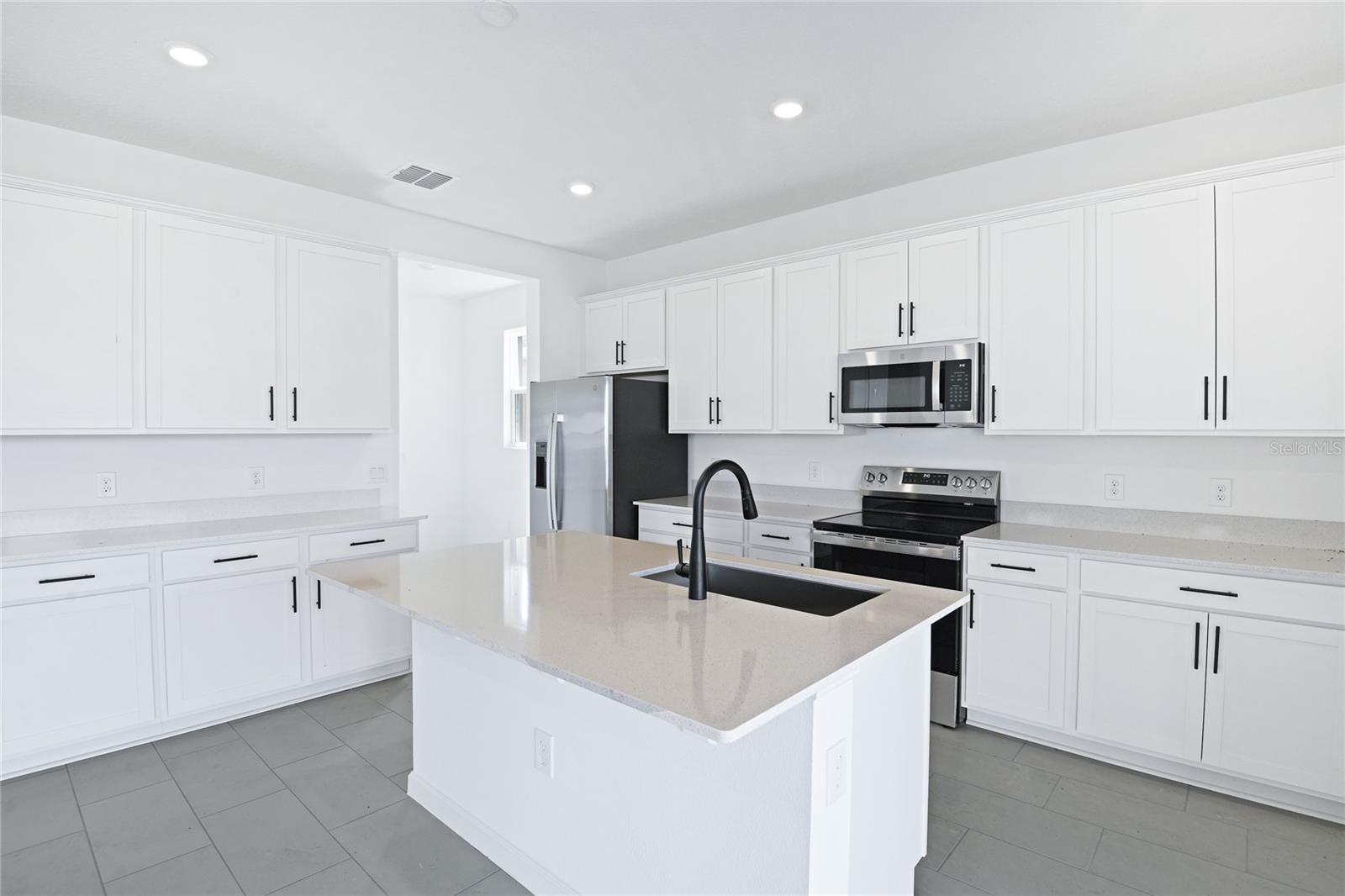2943 GAVIN SKY DR, KISSIMMEE, FL, 34744