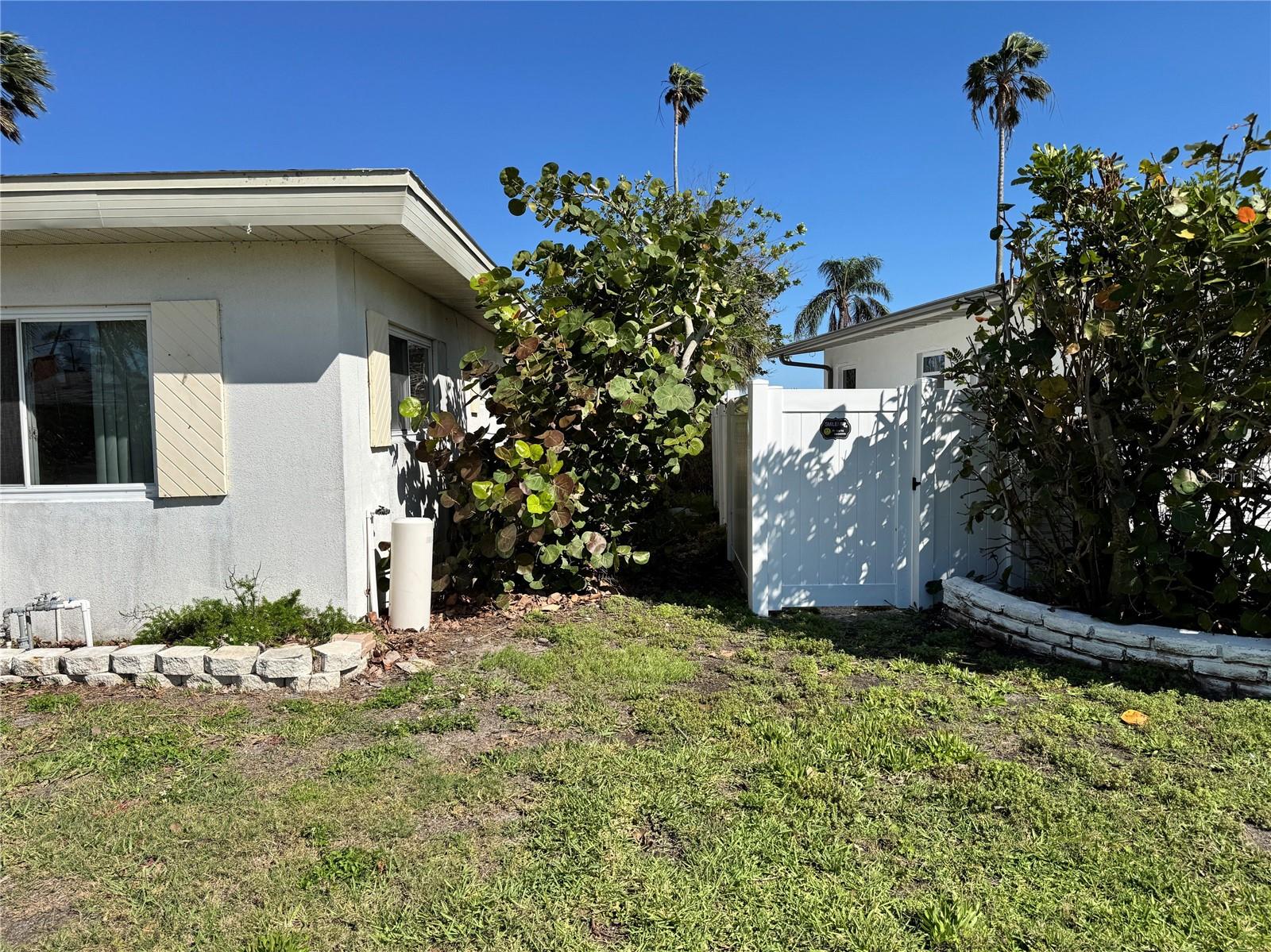 15507 REDINGTON DR, REDINGTON BEACH, FL, 33708