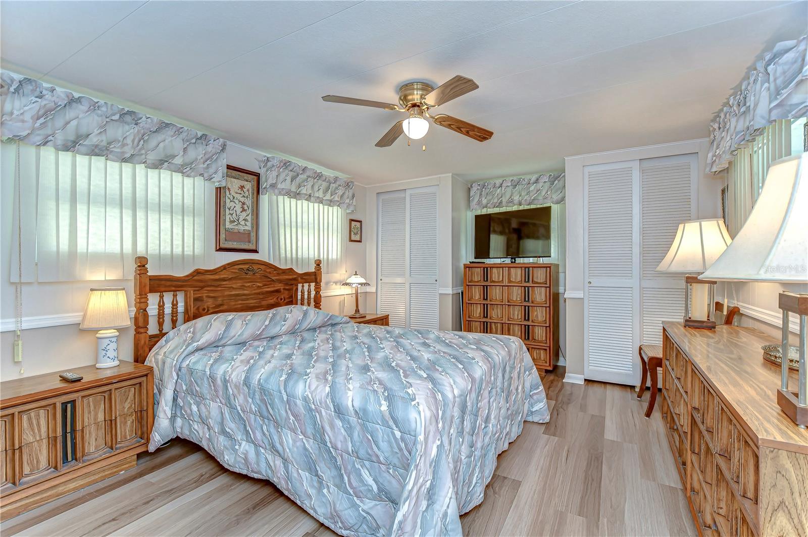 37249 HAMMOND DR, ZEPHYRHILLS, FL, 33541