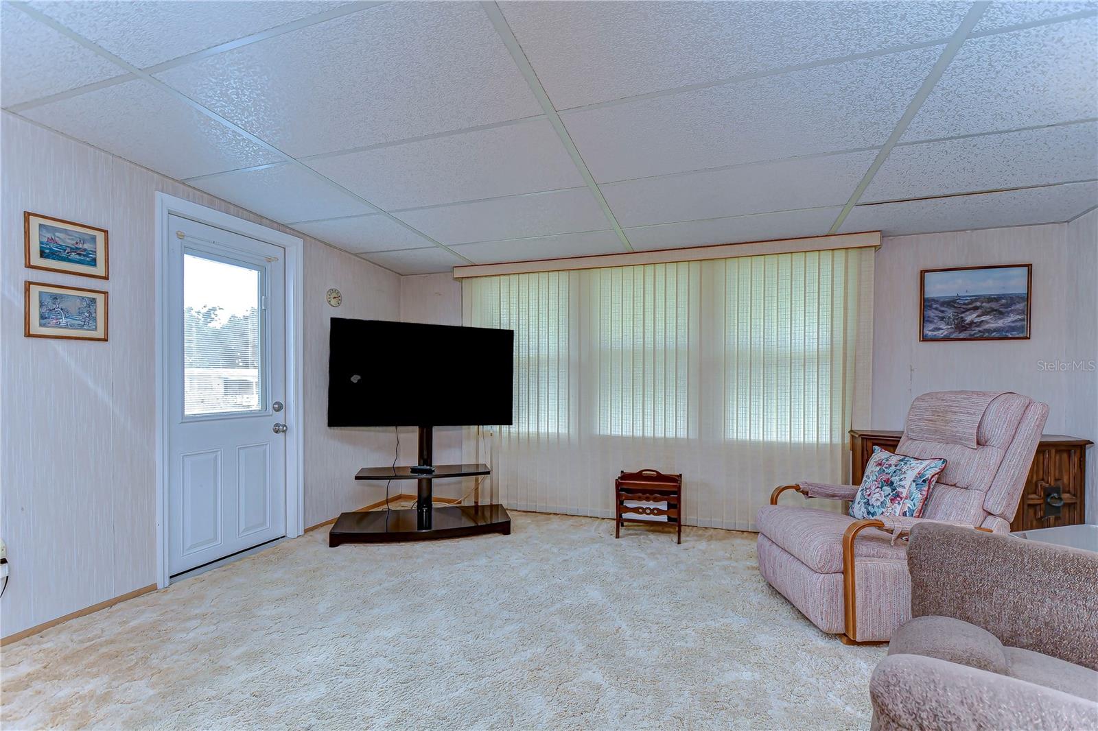 37249 HAMMOND DR, ZEPHYRHILLS, FL, 33541