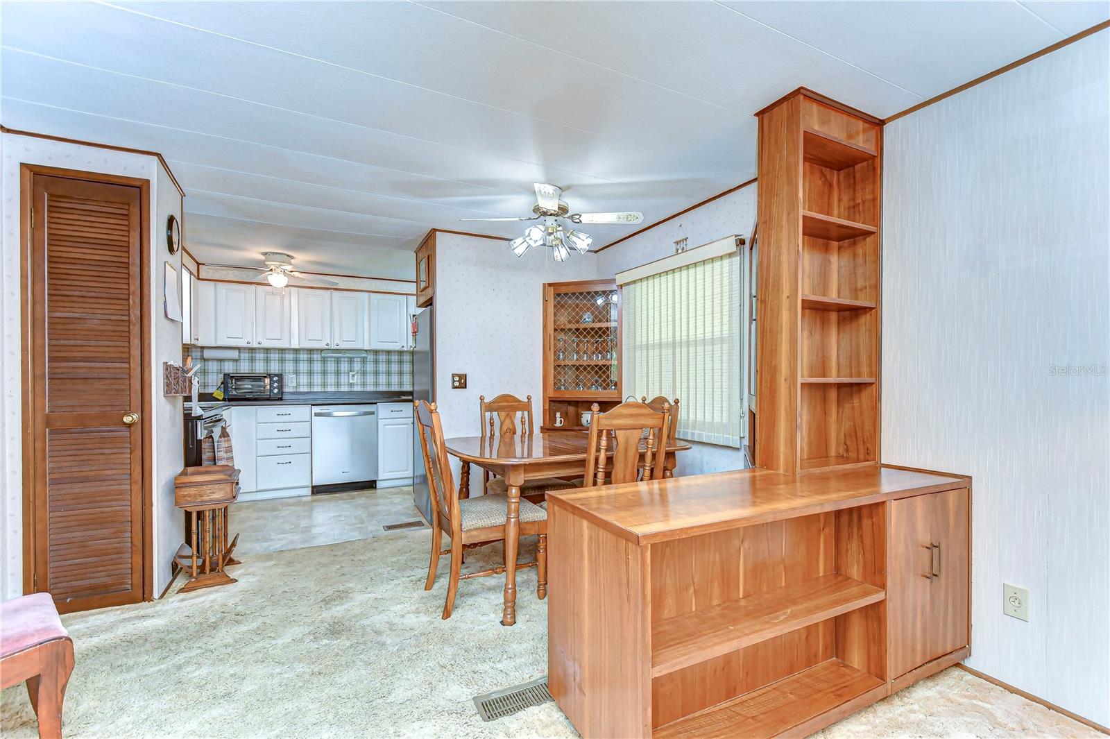 37249 HAMMOND DR, ZEPHYRHILLS, FL, 33541