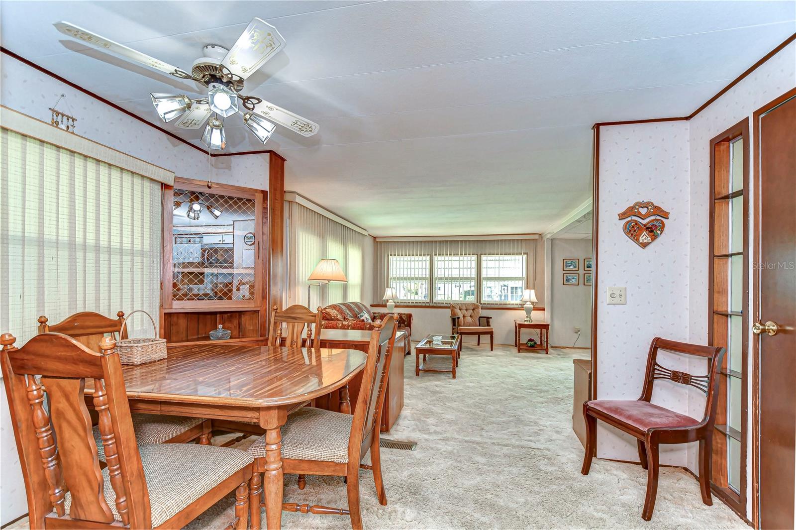37249 HAMMOND DR, ZEPHYRHILLS, FL, 33541