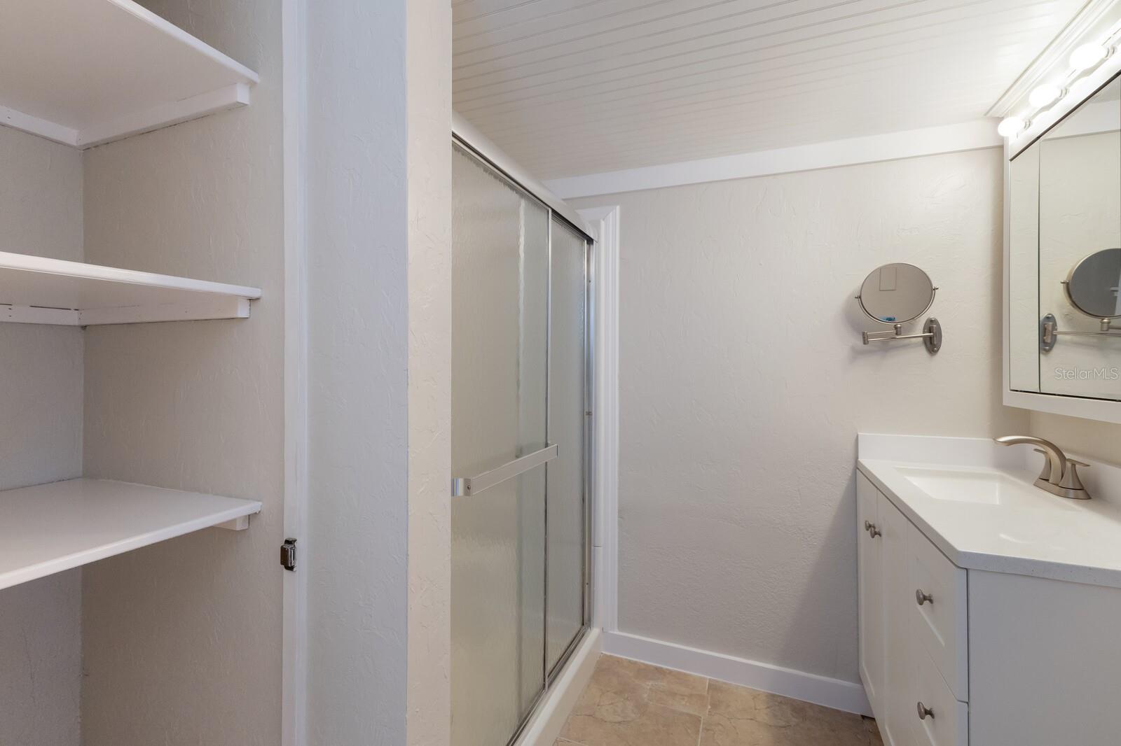 2601 GULF DR N #B24, BRADENTON BEACH, FL, 34217