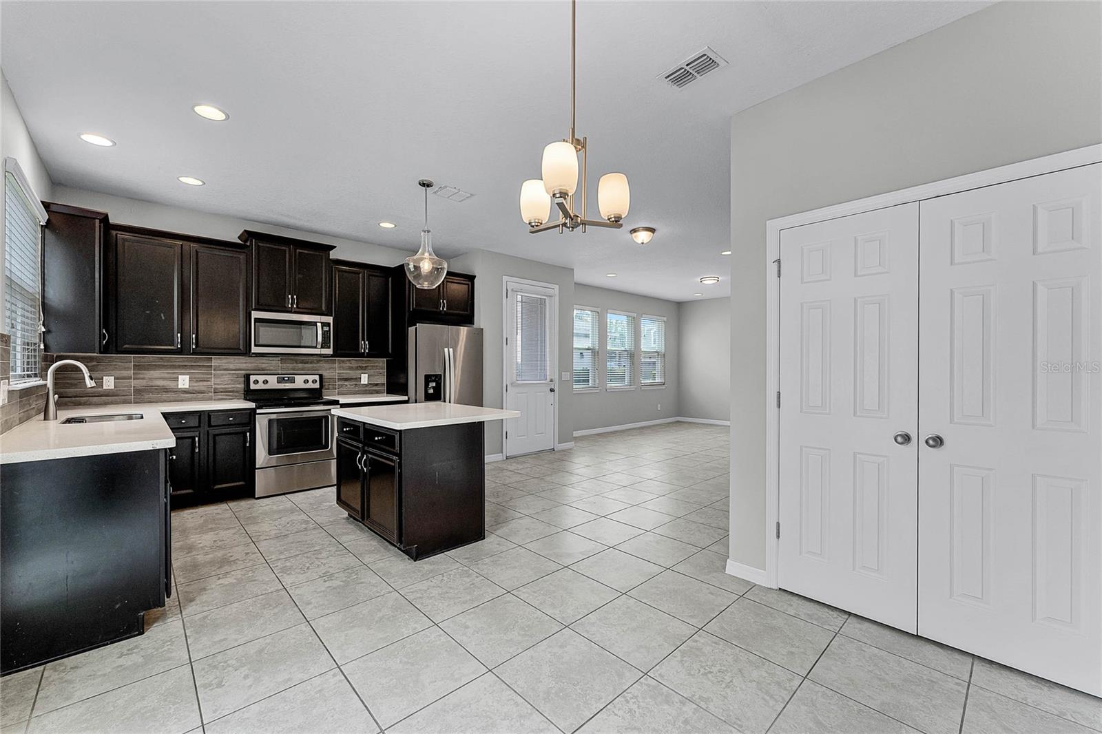 3576 BRIGHTON PARK CIR, ORLANDO, FL, 32812