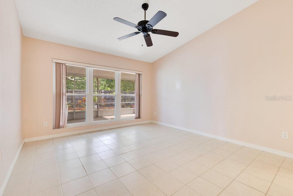 1002 KELSEY AVE, OVIEDO, FL, 32765