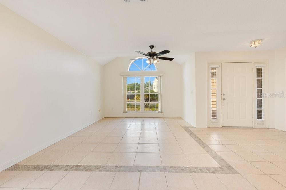 1002 KELSEY AVE, OVIEDO, FL, 32765