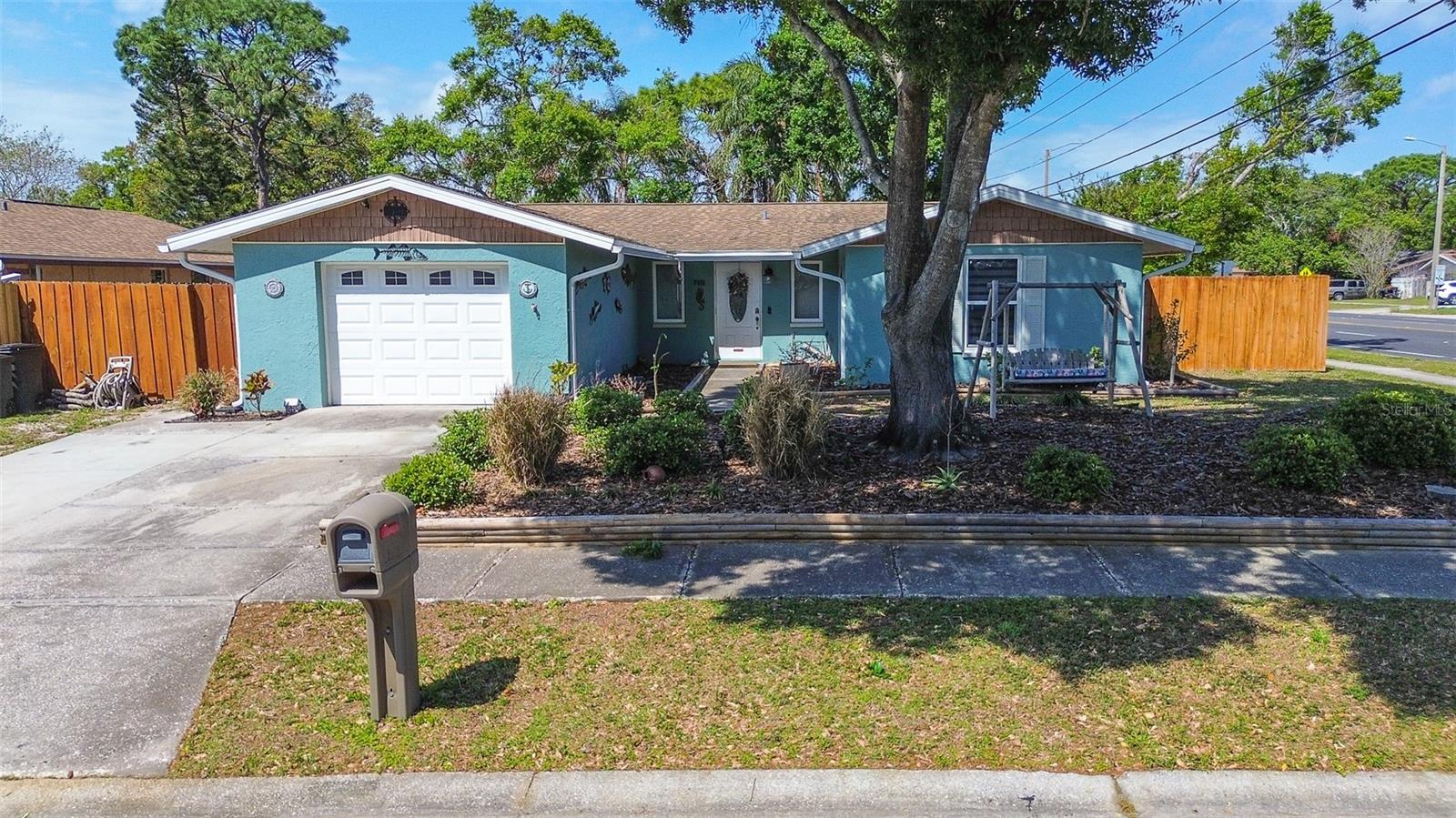 7101 CHANNELSIDE LN N, PINELLAS PARK, FL, 33781