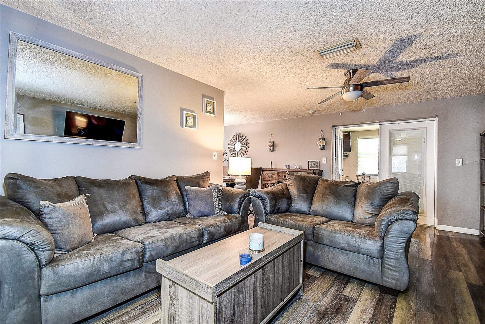 7101 CHANNELSIDE LN N, PINELLAS PARK, FL, 33781