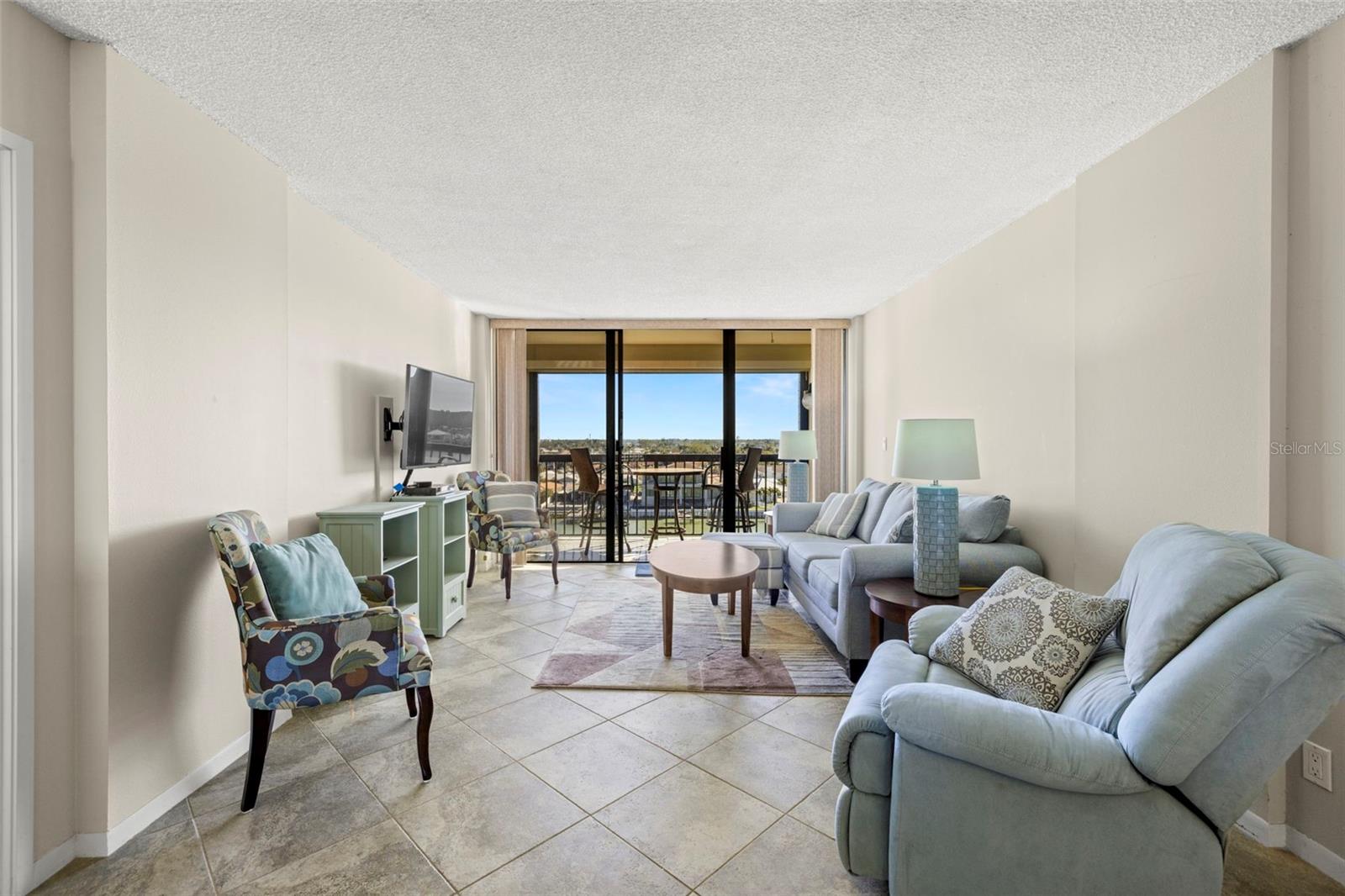 Living Room to relax and unwind