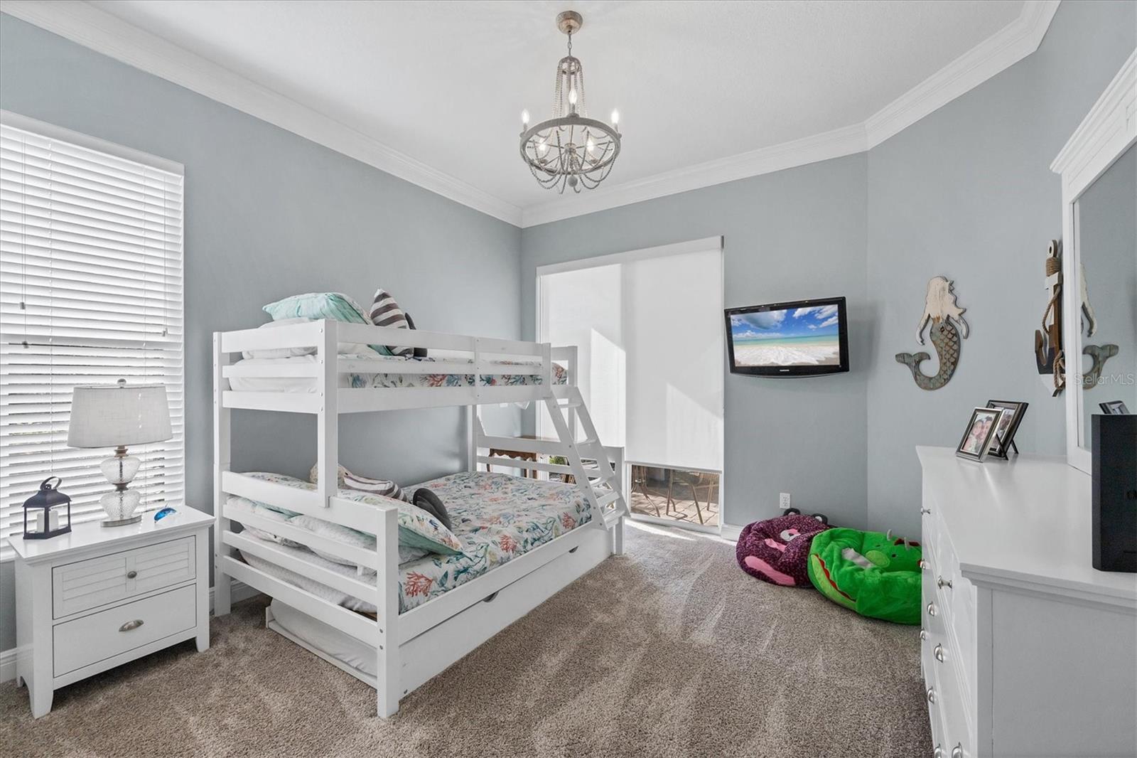 2020 CALUSA LAKES BLVD, NOKOMIS, FL, 34275