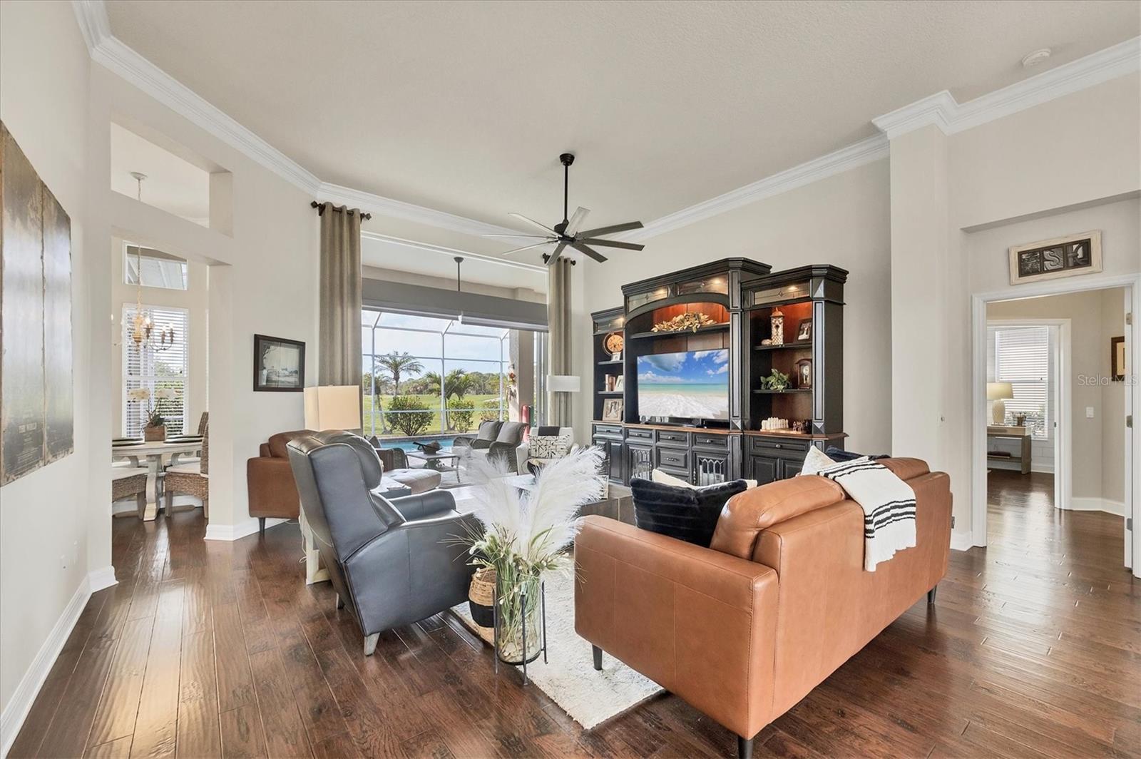 2020 CALUSA LAKES BLVD, NOKOMIS, FL, 34275