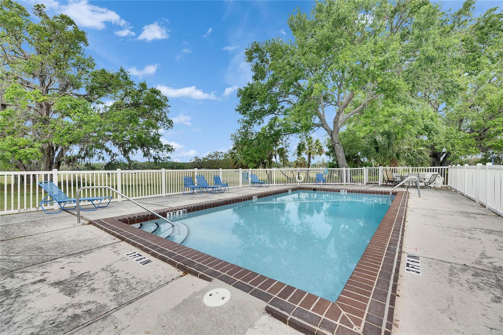 367 BOBBY JONES RD #367, SARASOTA, FL, 34232