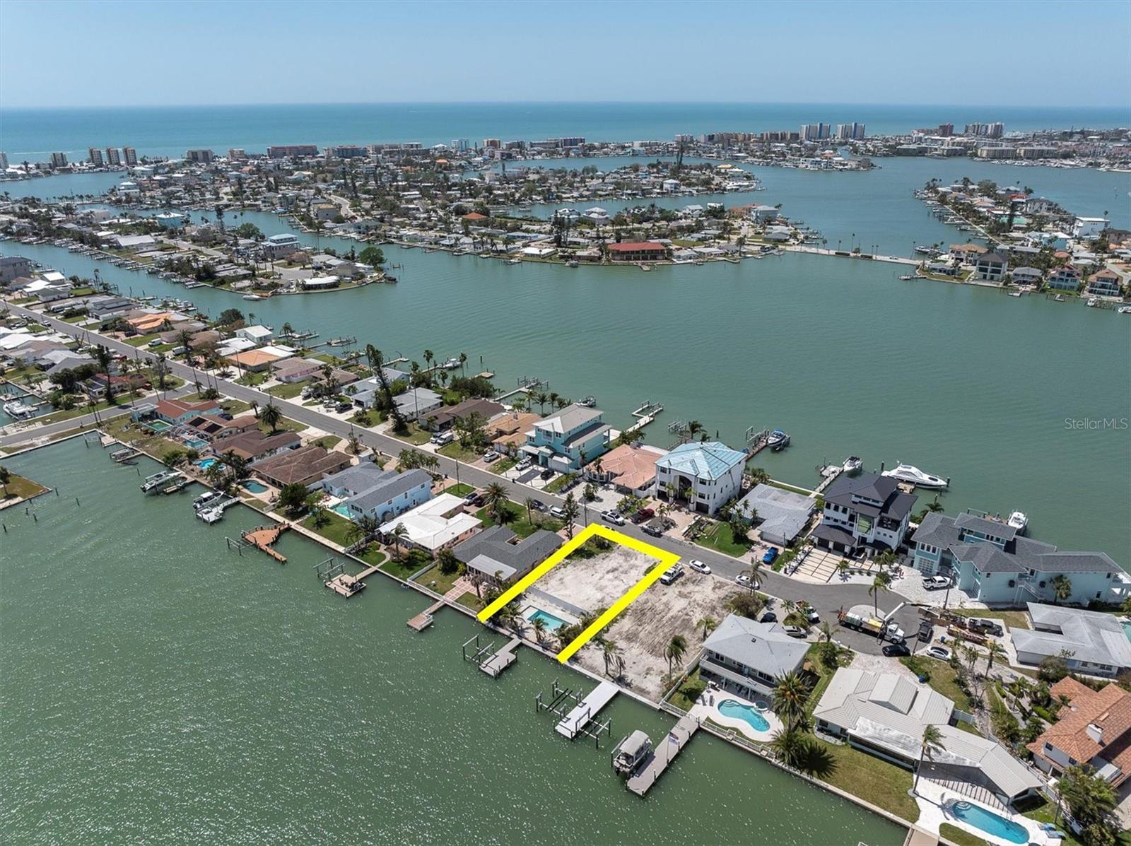 575 CRYSTAL DR, MADEIRA BEACH, FL, 33708