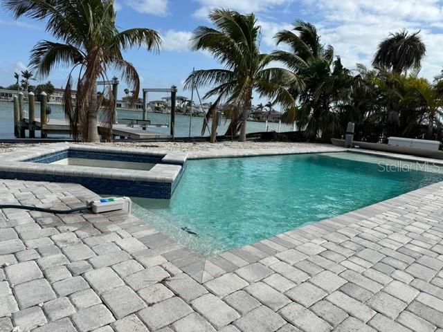 575 CRYSTAL DR, MADEIRA BEACH, FL, 33708