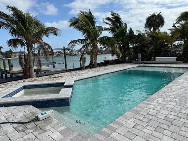 575 CRYSTAL DR, MADEIRA BEACH, FL, 33708