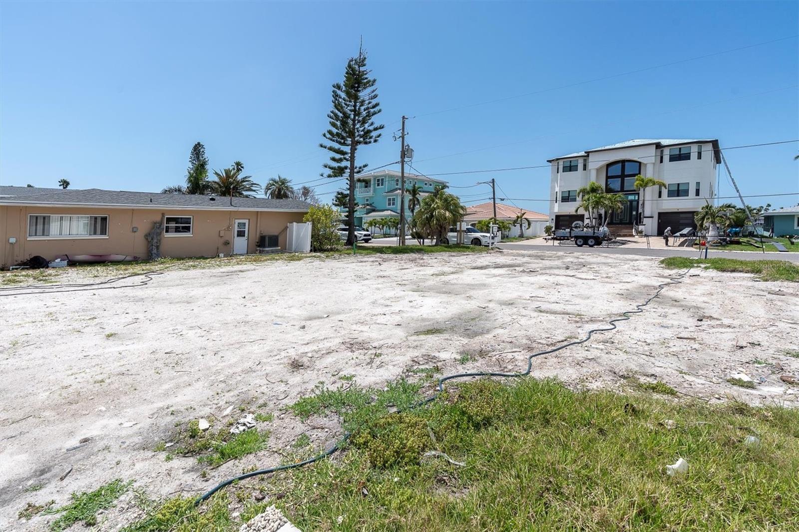 575 CRYSTAL DR, MADEIRA BEACH, FL, 33708