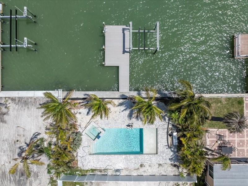 575 CRYSTAL DR, MADEIRA BEACH, FL, 33708