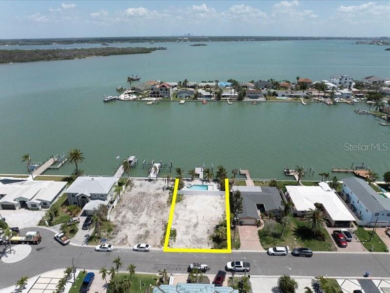 575 CRYSTAL DR, MADEIRA BEACH, FL, 33708