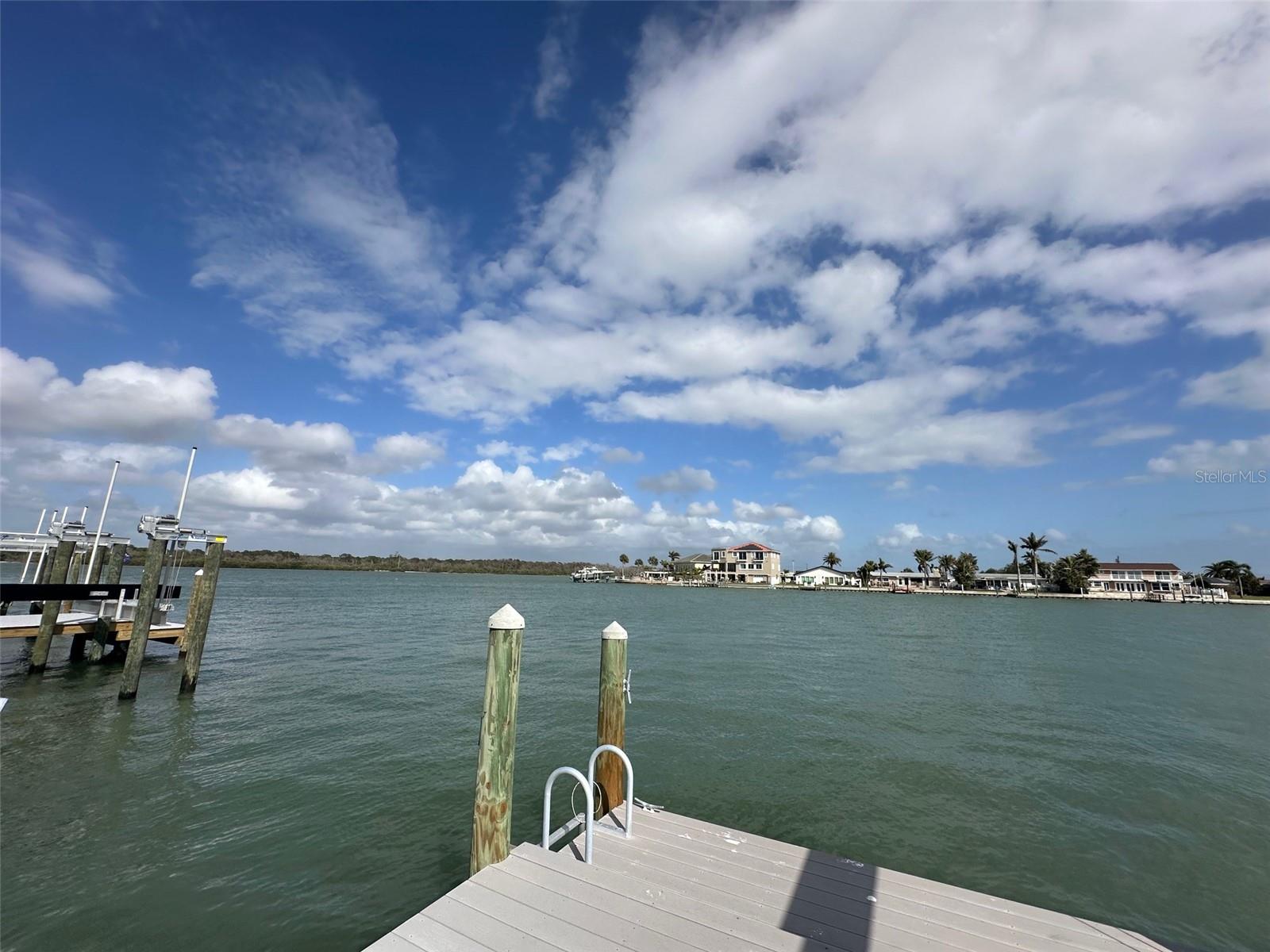 575 CRYSTAL DR, MADEIRA BEACH, FL, 33708
