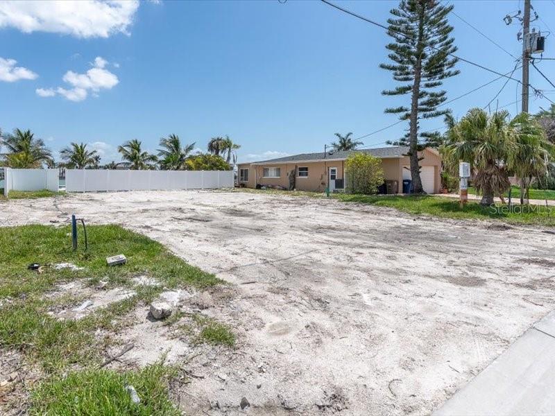 575 CRYSTAL DR, MADEIRA BEACH, FL, 33708