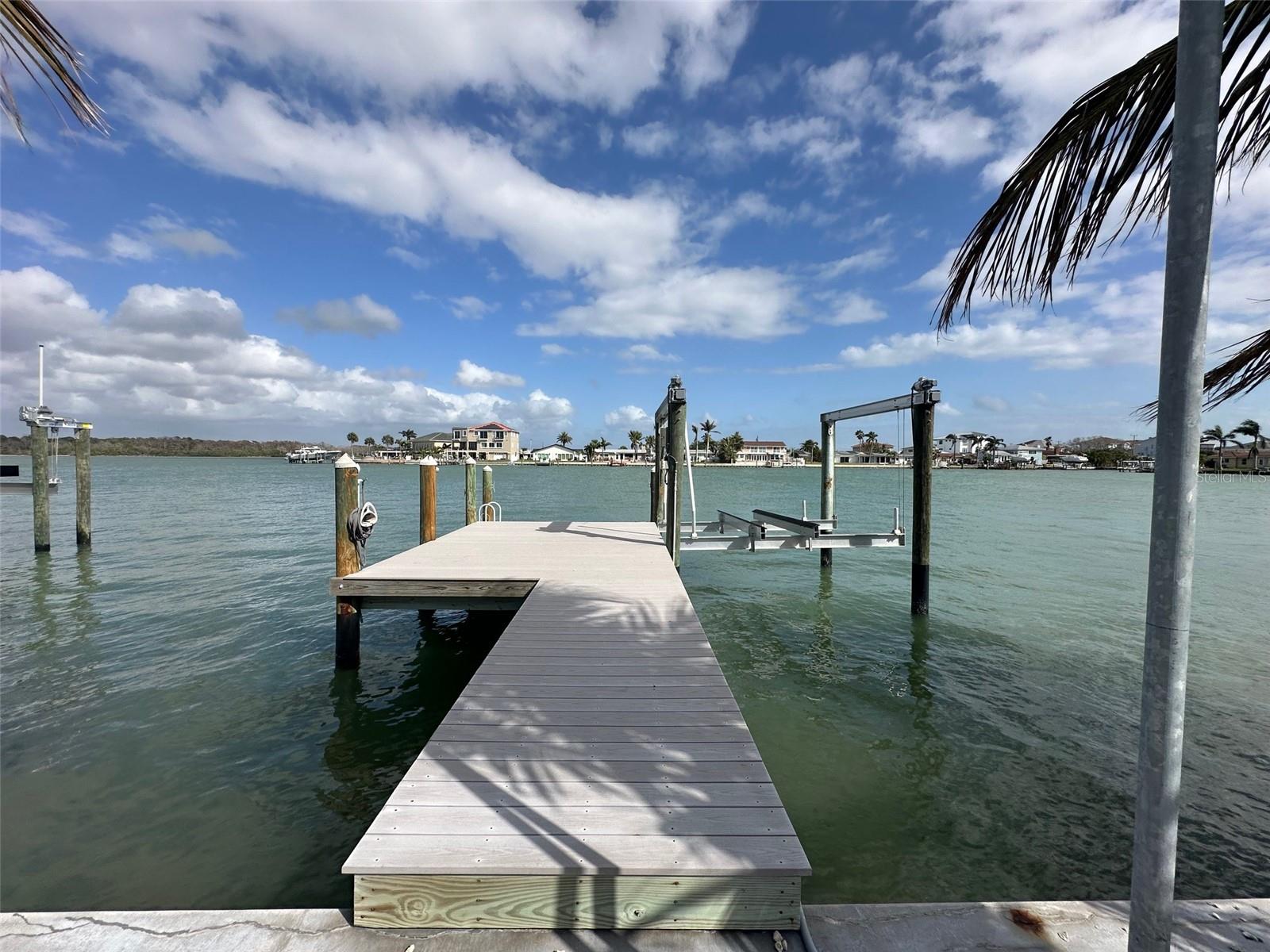 575 CRYSTAL DR, MADEIRA BEACH, FL, 33708