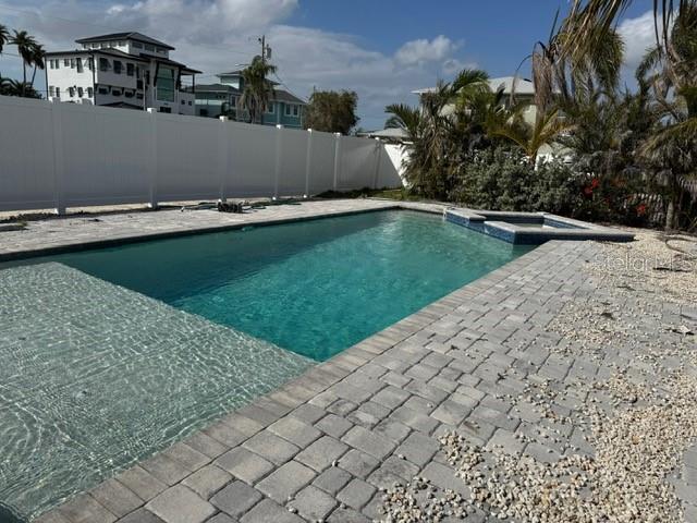 575 CRYSTAL DR, MADEIRA BEACH, FL, 33708