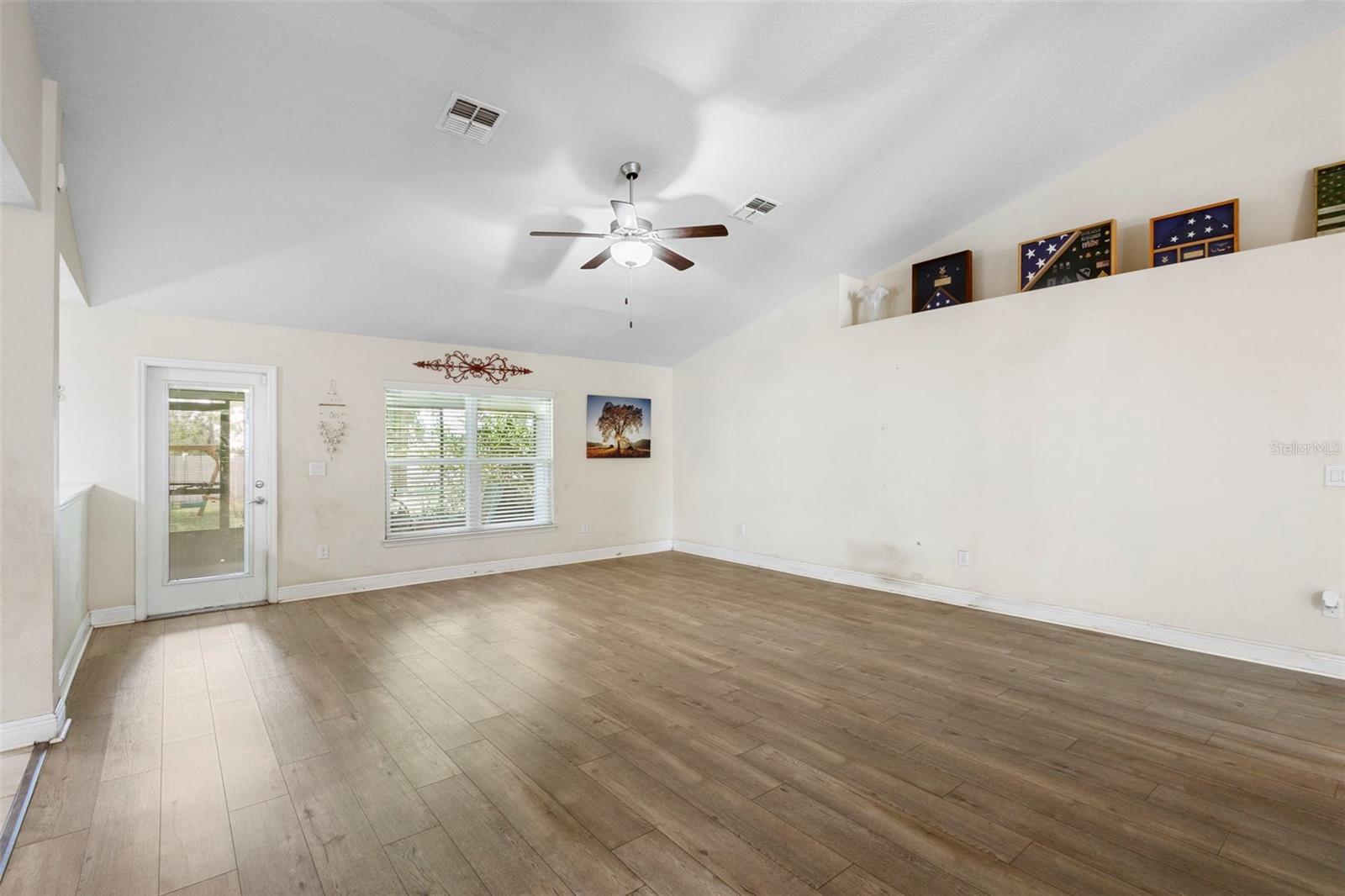 2301 ANGEL FISH LOOP, LEESBURG, FL, 34748