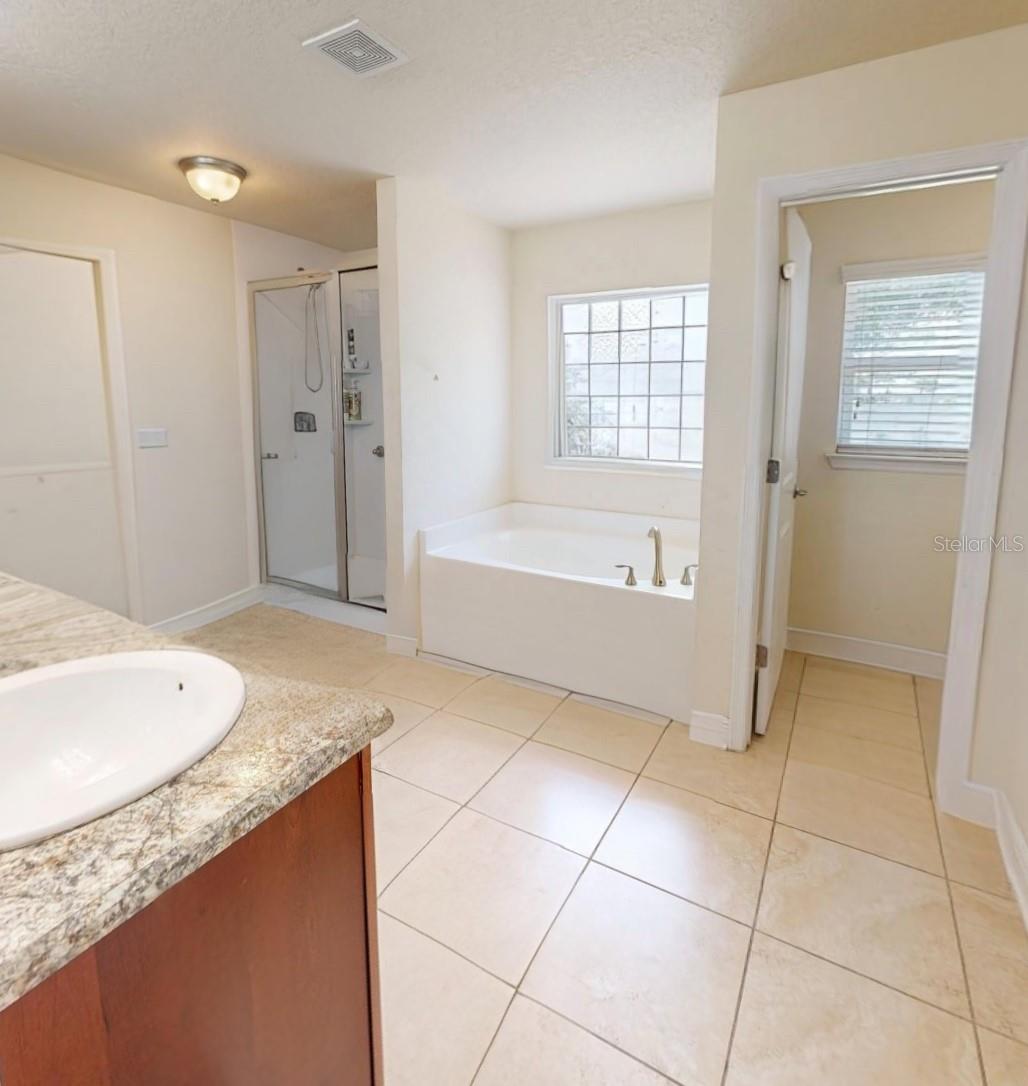 2301 ANGEL FISH LOOP, LEESBURG, FL, 34748