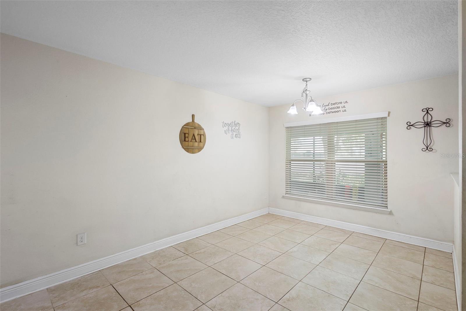 2301 ANGEL FISH LOOP, LEESBURG, FL, 34748