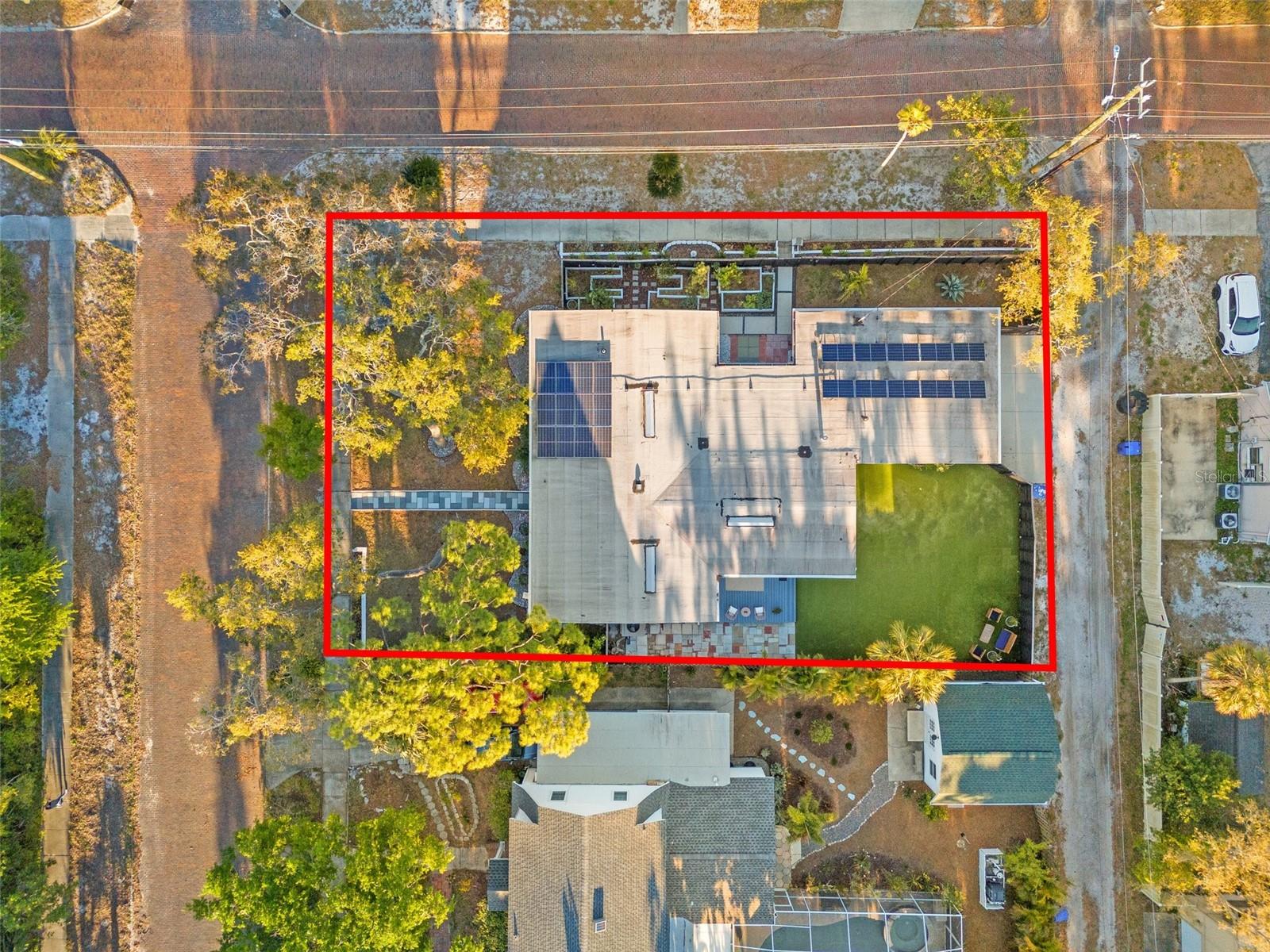 7200 3RD AVE N, ST PETERSBURG, FL, 33710
