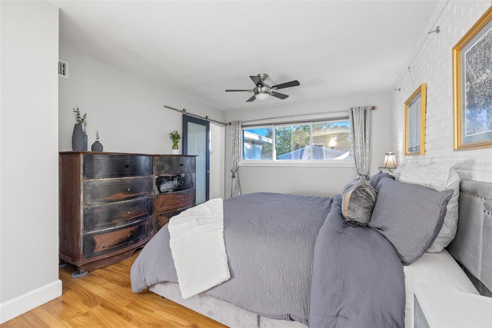 7200 3RD AVE N, ST PETERSBURG, FL, 33710