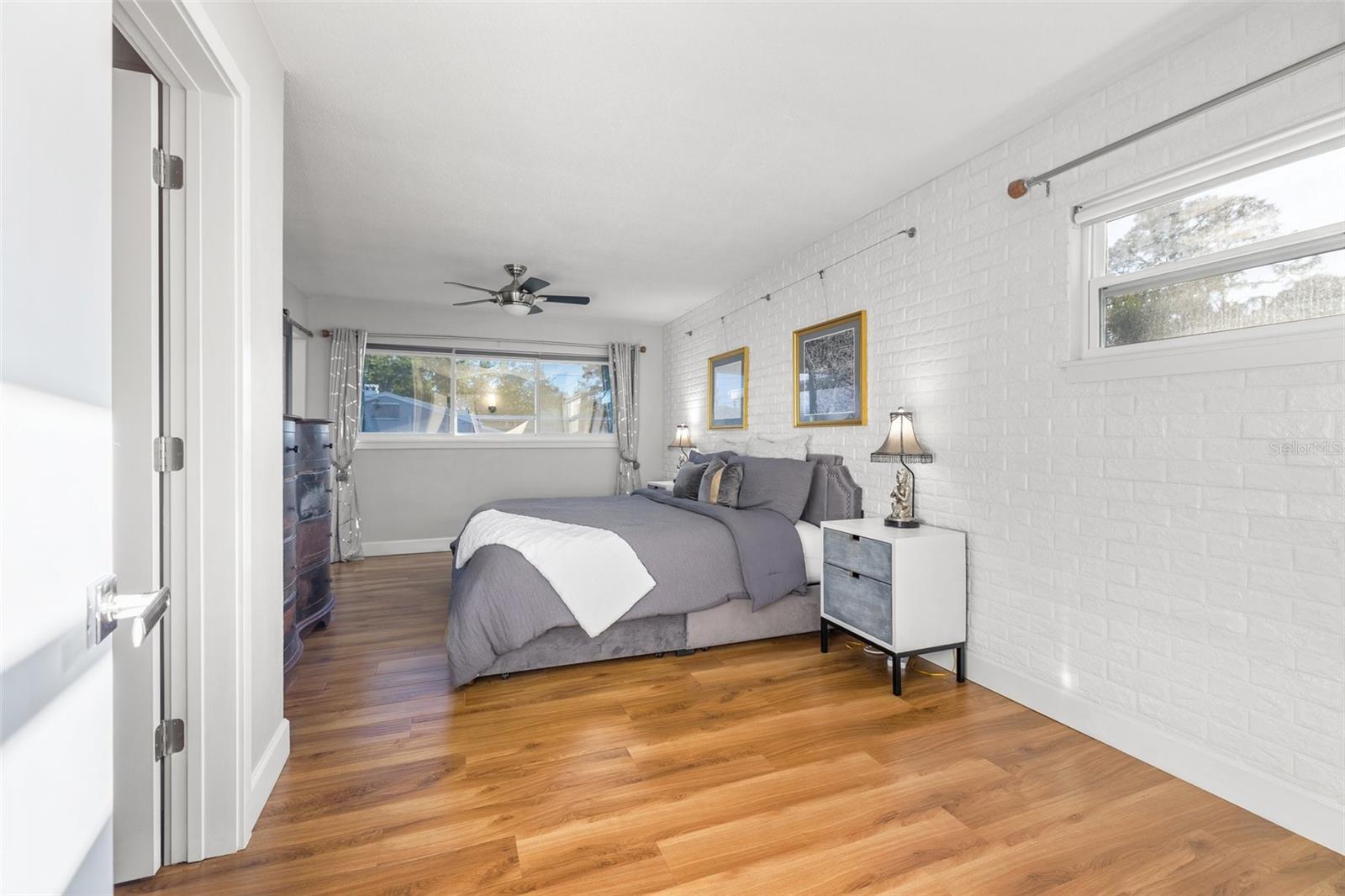 7200 3RD AVE N, ST PETERSBURG, FL, 33710
