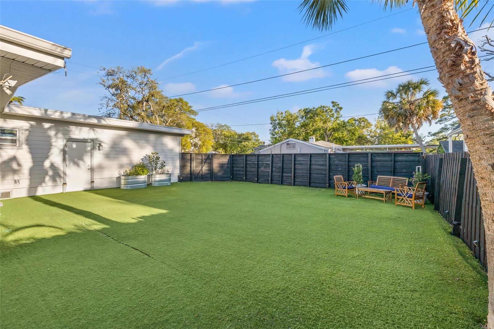 7200 3RD AVE N, ST PETERSBURG, FL, 33710