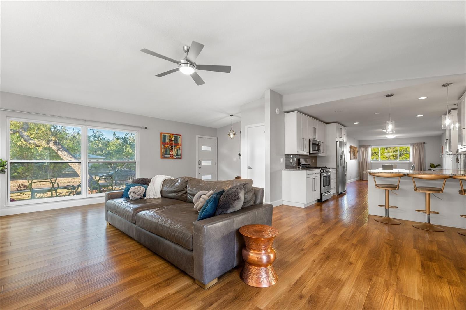 7200 3RD AVE N, ST PETERSBURG, FL, 33710