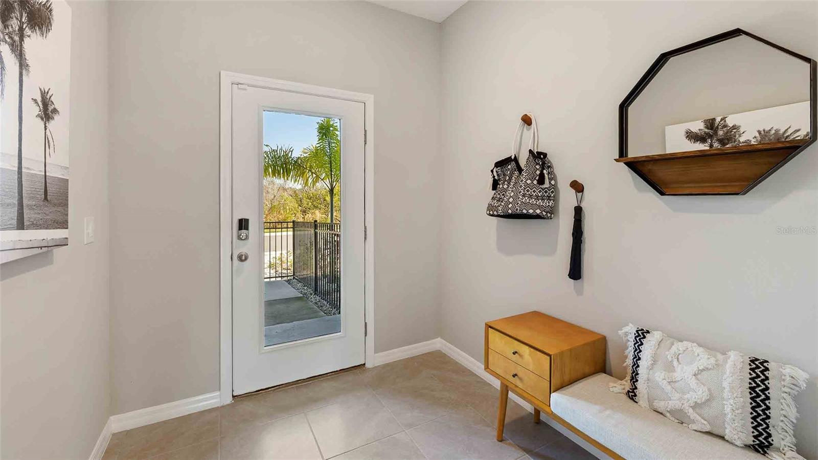 520 MANGROVE SHADE CIR, APOLLO BEACH, FL, 33572