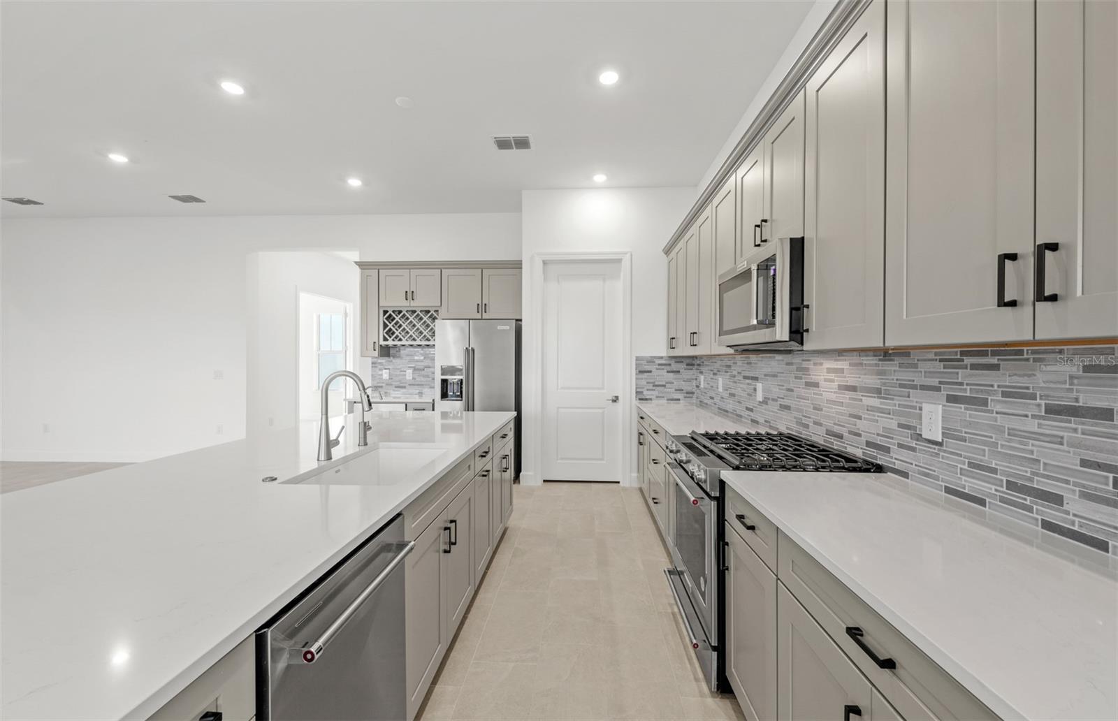 27509 GULF DUNE DR, ENGLEWOOD, FL, 34223