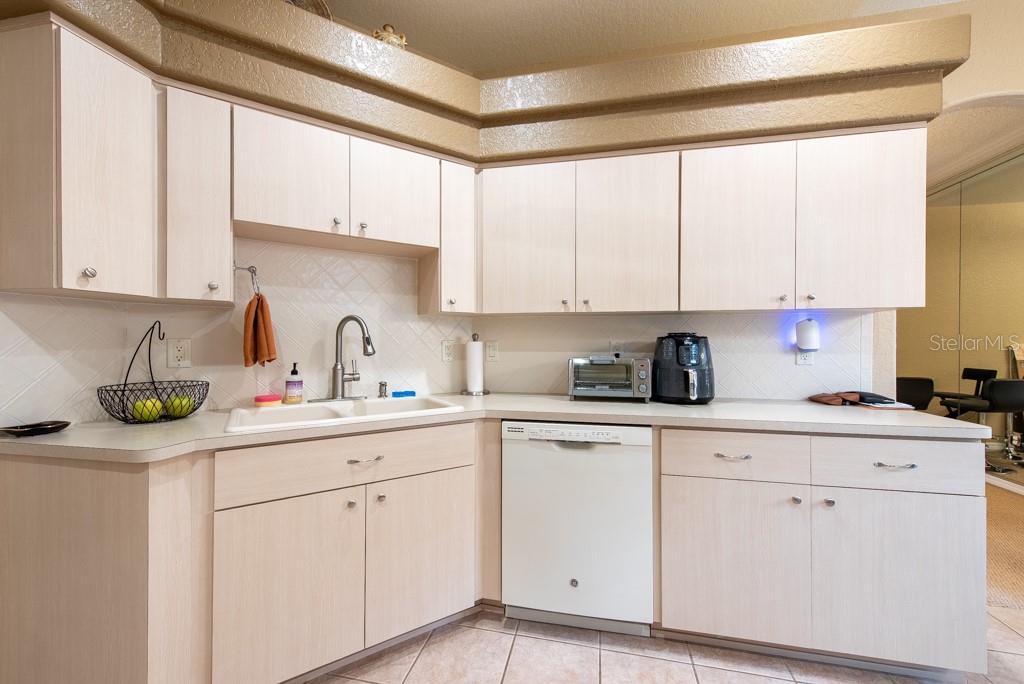 5664 LEGEND HILLS LN, SPRING HILL, FL, 34609
