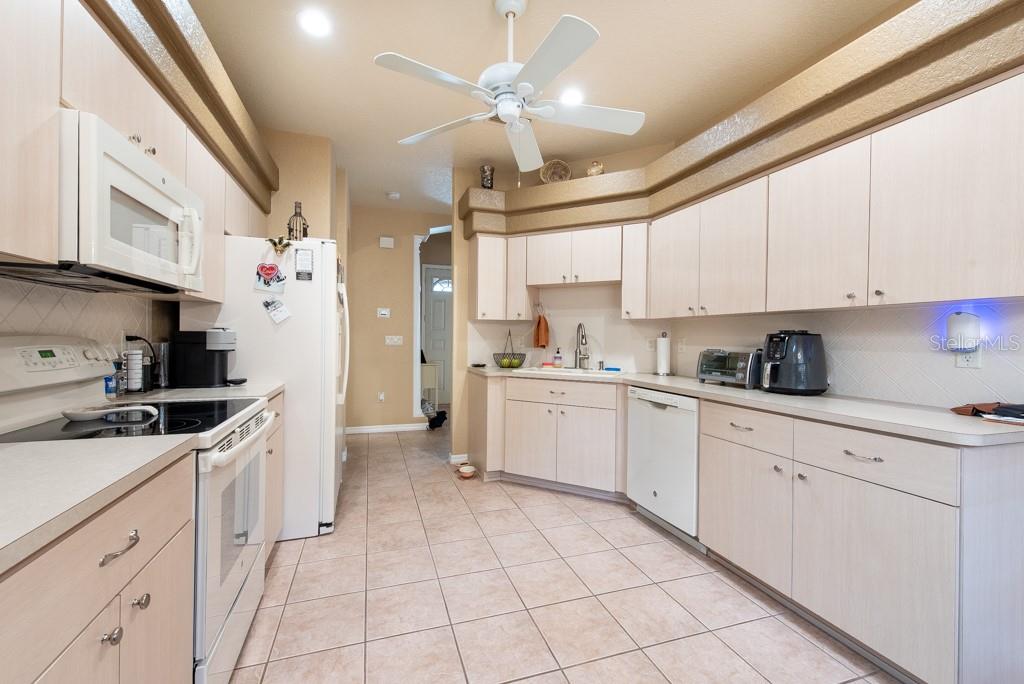 5664 LEGEND HILLS LN, SPRING HILL, FL, 34609