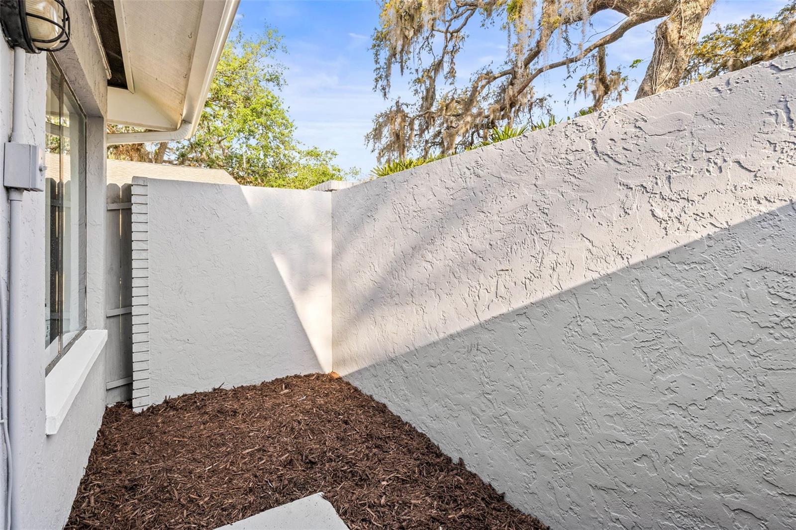 6105 RAIN BRIAR CT, TEMPLE TERRACE, FL, 33617