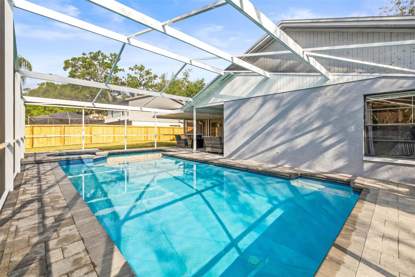 6105 RAIN BRIAR CT, TEMPLE TERRACE, FL, 33617