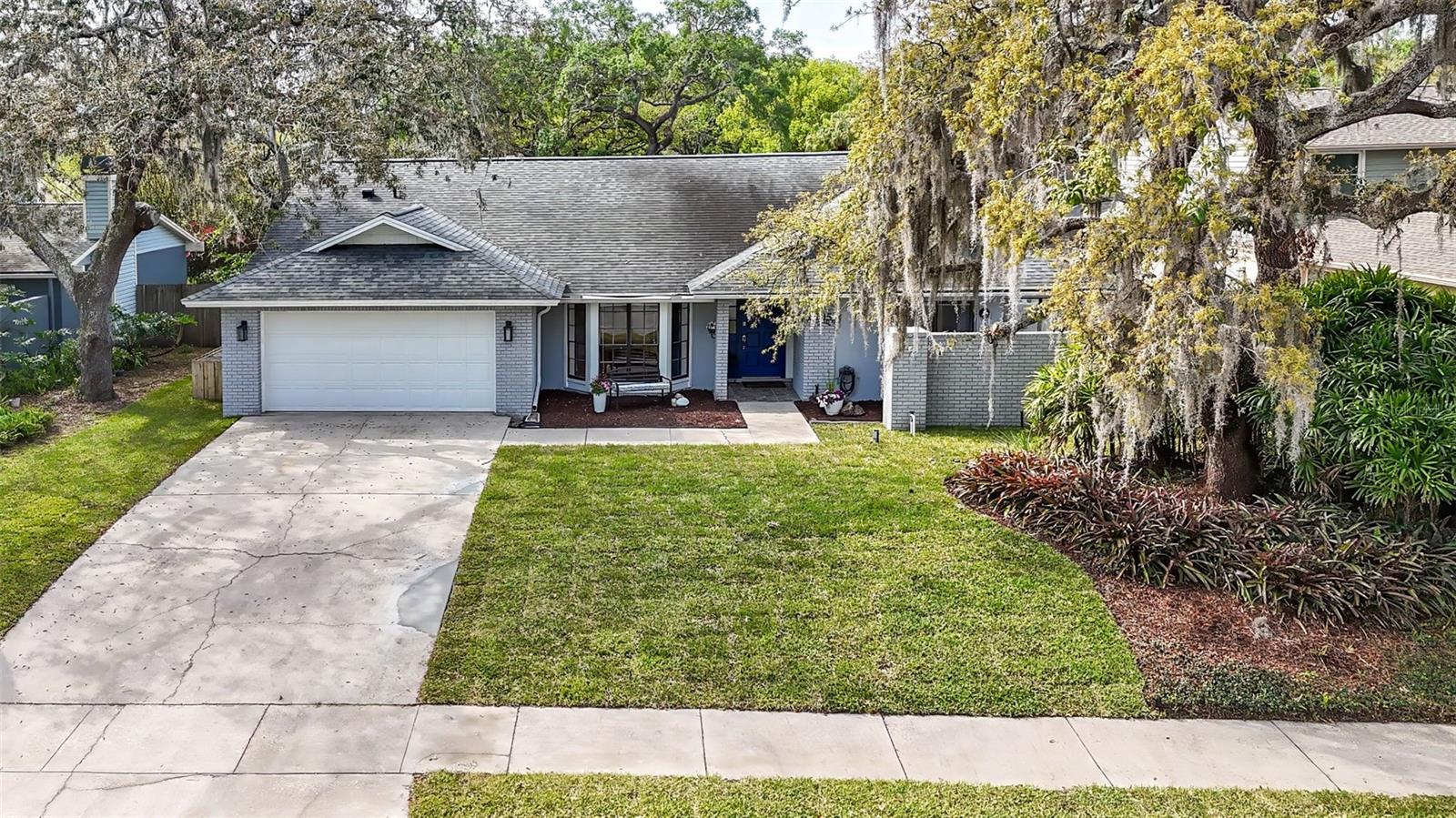 6105 RAIN BRIAR CT, TEMPLE TERRACE, FL, 33617