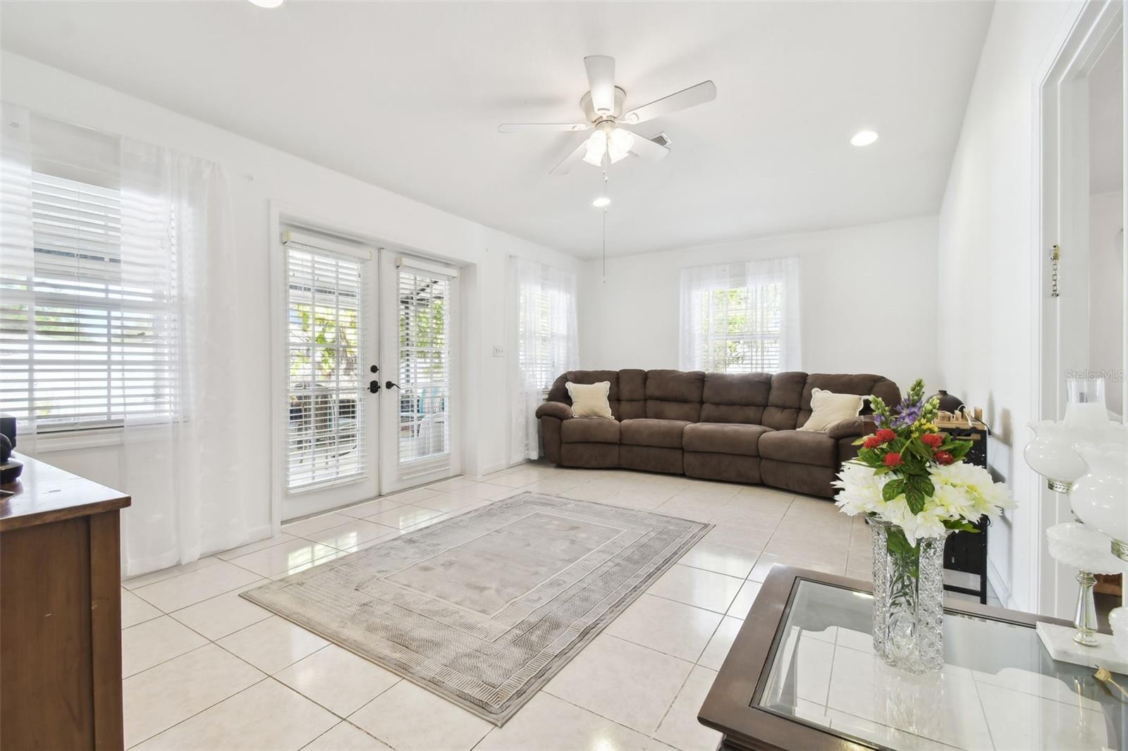 4111 W LEILA AVE, TAMPA, FL, 33616