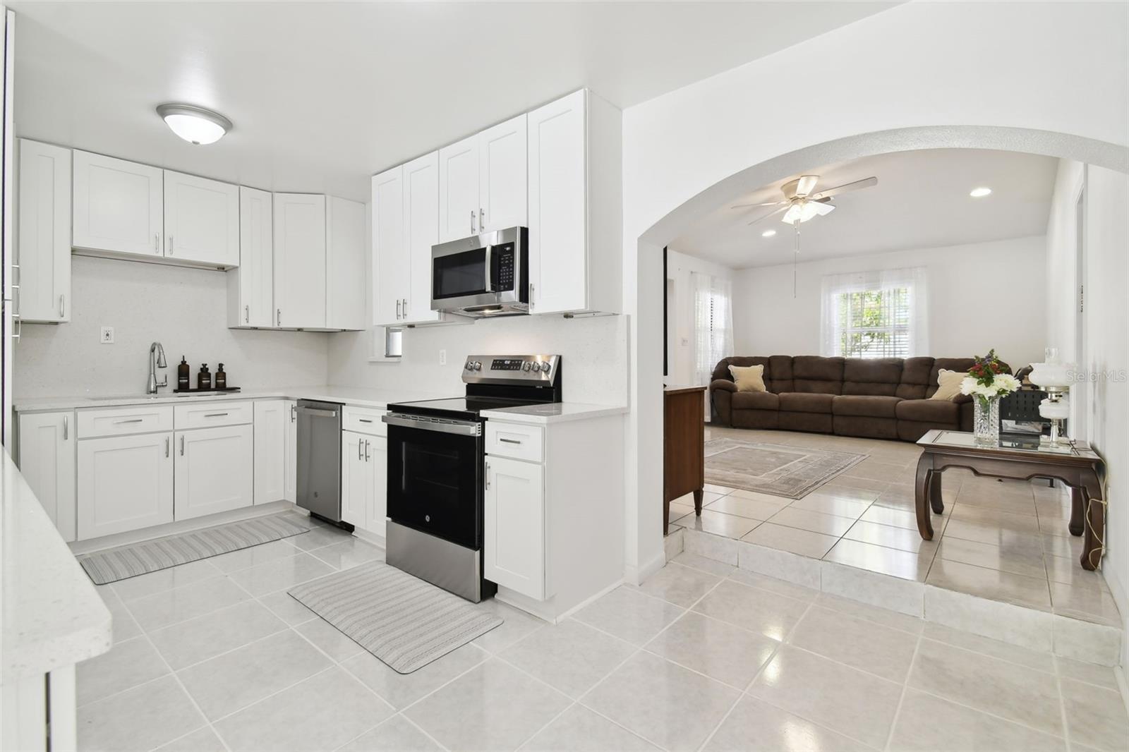 4111 W LEILA AVE, TAMPA, FL, 33616