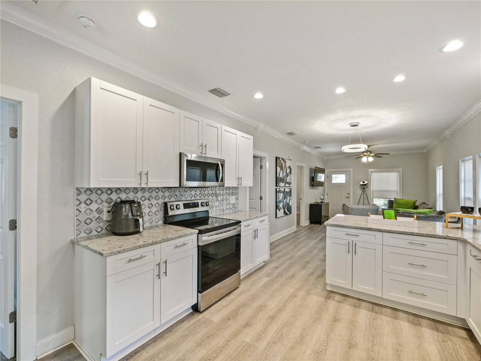 302 W PARK ST, LAKELAND, FL, 33803