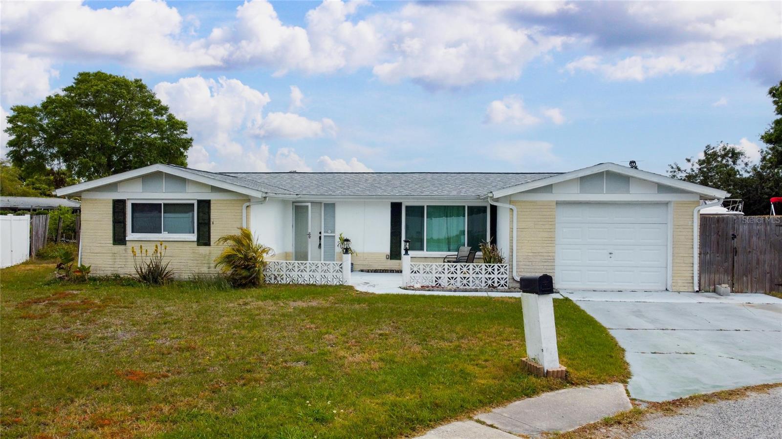 2620 BALTIC PL, HOLIDAY, FL, 34691