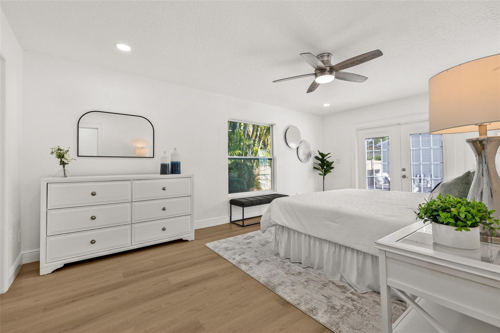 2328 DARTMOUTH AVE N, ST PETERSBURG, FL, 33713
